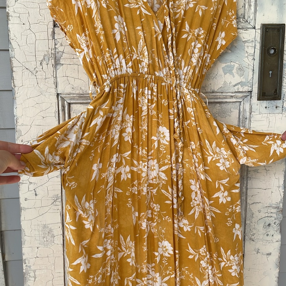 Mustard Seed Yellow (W/ POCKETS) and White Floral Sundress (small) - Picture 8 of 12